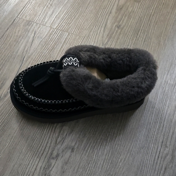 UGG Tasman Alpine slippers - Picture 1 of 5